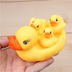 Duck Bath Toy Set: Bathtime Fun for Babies & Toddlers