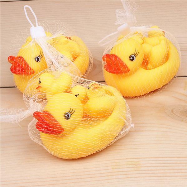 Duck Bath Toy Set: Bathtime Fun for Babies & Toddlers